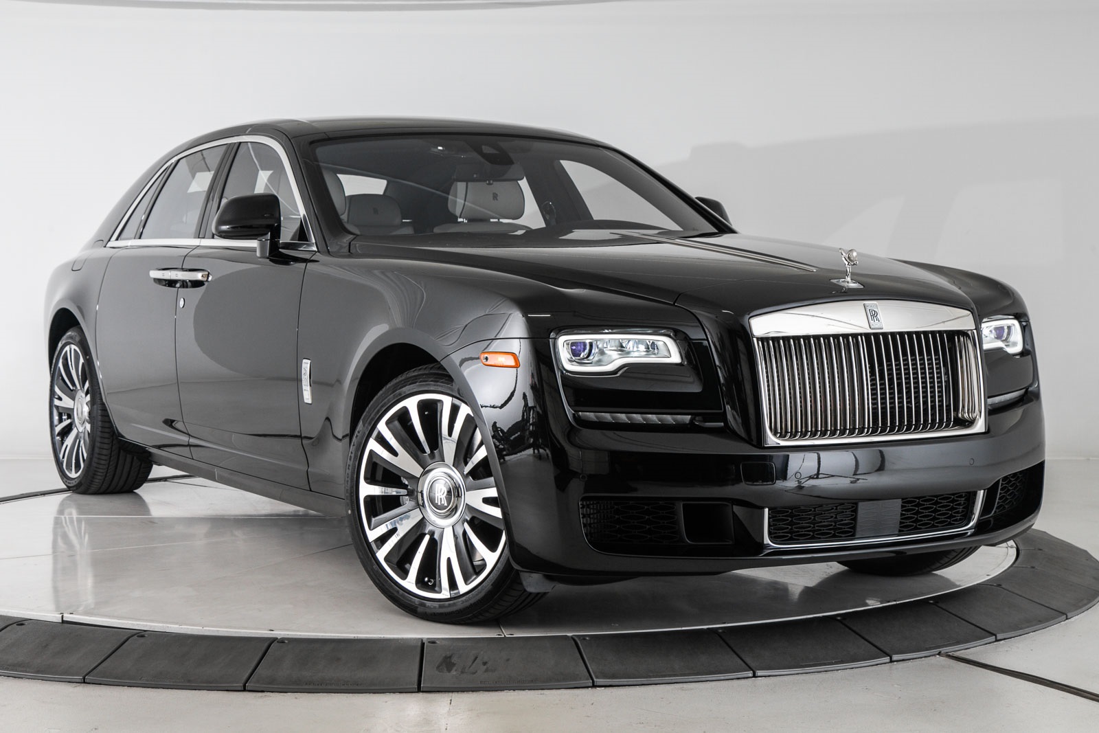 New 2019 Rolls-Royce Ghost Base 4D Sedan in Pasadena #12190012 | Rolls ...